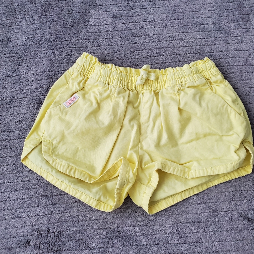 Zara Babygirl Shorts - sz 2/3 years
